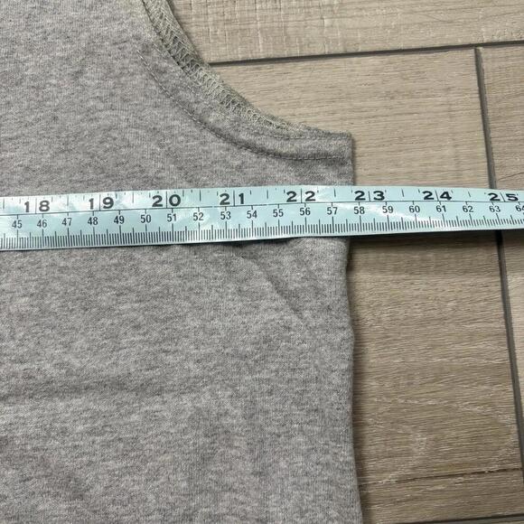 Vintage Nike Muscle Tank Gray Sleeveless Solo Swoosh USA Made Men sz L Y2K skate - Picture 6 of 7